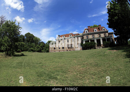 Ansicht von hinten von Lenoir Mansion Yonkers New York Stockfoto