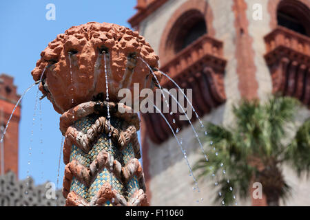 Wasser-Brunnen in Ponce de Leon Hall Flagler College St. Augustine Florida USA Stockfoto