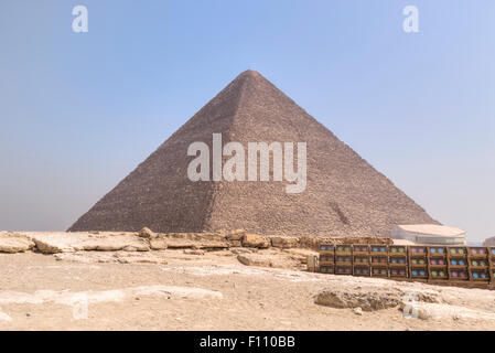 Große Pyramide von Giza, Cheops, Gizeh, Kairo, Ägypten, Afrika Stockfoto