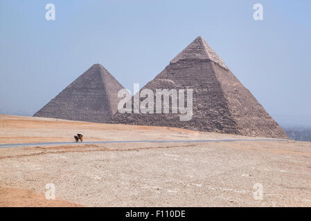 Großen Pyramiden von Giza, Gizeh, Kairo, Ägypten, Afrika Stockfoto