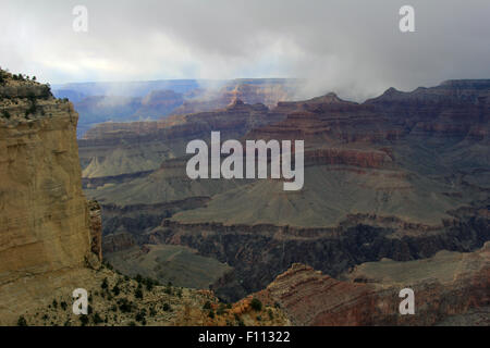 Blick vom Südrand Grand Canyon trail Stockfoto