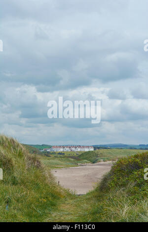 Trump Turnberry Hotel Resort aus über den Strand - Turnberry, Ayrshire, Schottland Stockfoto