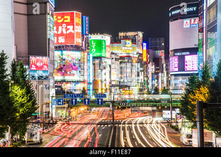 Yasukunidori Street und Kabukicho, Shinjuku-Ku, Tokyo, Japan Stockfoto