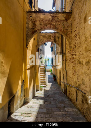 Kleine Straßen in Montepulciano Toskana, Italien Stockfoto