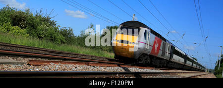 43272 Virgin Trains Betriebsgesellschaft, Klasse 43 High Speed Diesel Train, East Coast Main Line Railway, Peterborough, Cambridgesh Stockfoto