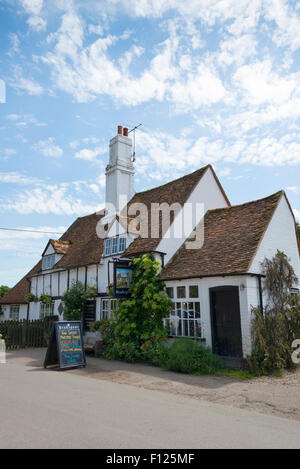 Der Stier und Metzger Pub, Turville, Henley-on-Thames, Buckinghamshire, England, UK. Stockfoto