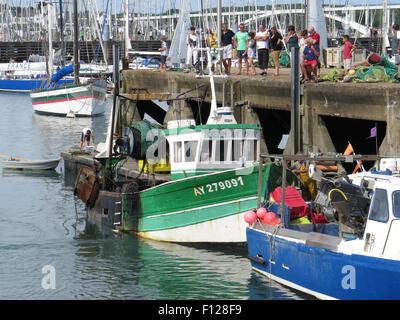 La Trinité-Sur-Mer: Angelboote/Fischerboote Stockfoto