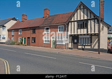 Needham Markt, Häuser und Holz gerahmt Gebäude, Suffolk Stockfoto