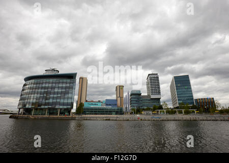 MediaCityUK auf einer kalten bedeckt grau Sommer Tag Salford Manchester uk Stockfoto