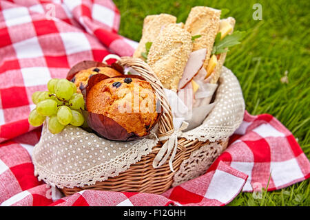 Picknick-Korb Stockfoto