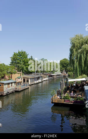 Restaurants, Flutgraben, Kreuzberg, Berlin, Deutschland Stockfoto