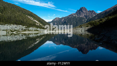 Foster See, Strathcona Provincial Park, Britisch-Kolumbien, Kanada Stockfoto