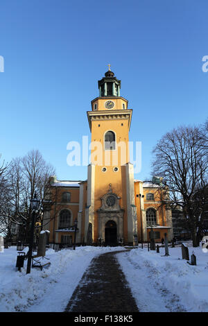 Die Maria-Magdalena-Kirche in Stockholm, Schweden. Friedhof der Kirche hält die Überreste von vielen schwedischen literarischen Figuren. Stockfoto