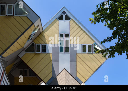 Gelbe kubischen Haus Rotterdam Stockfoto