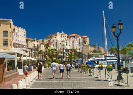 Calvi-Hafenpromenade Stockfoto