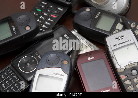 Eine Auswahl alter Handys/Handys Stockfoto