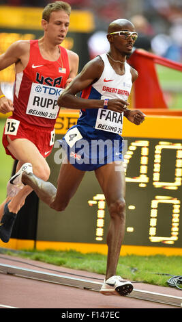 Peking, China. 26. August 2015. Mo Farah of Great Britain in der Herren-5000m Hitze tagsüber 5 der IAAF Weltmeisterschaften 2015 im National Stadium am 26. August 2015 in Peking, China. (Foto von Roger Sedres/Gallo Images) Bildnachweis: Roger Sedres/Alamy Live-Nachrichten Stockfoto