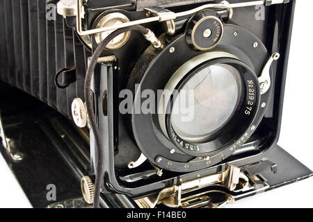 Objektiv der alten Fotoapparat isoliert auf weiss Stockfoto