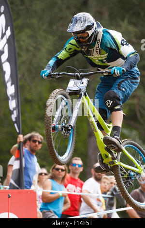 Val Di Sole, Italien - 22. August 2015: Riesco Forrest in Aktion während der Mens Elite Downhill letzten WM Stockfoto