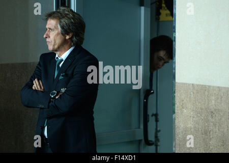 Khimki, Russland. 26. August 2015. Sporting Lissabon Trainer Jorge Jesus während der UEFA Champions League gesehen 2. Etappe-match zwischen Russlands ZSKA Moskau und Portugals Sporting Lissabon Stadium Arena Khimki in Khimki, Russland, 26. August 2015. ZSKA gewinnt 3: 1. © Pavel Bednyakov/Xinhua/Alamy Live-Nachrichten Stockfoto