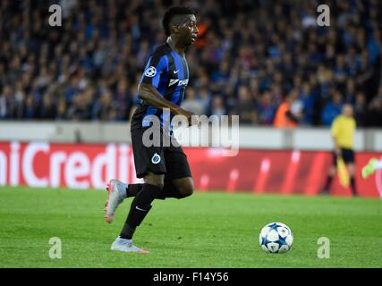 Jan-Breydel-Stadion, Brügge, Belgien. 26. August 2015. UEFA Champions League Fußball. Club Brügge KV gegen Manchester United, 2. Etappe. Diaby Abdoulay Weiterleiten von Club Brugge Credit: Action Plus Sport/Alamy Live News Stockfoto