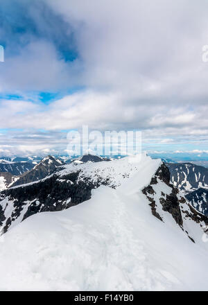 Oben auf der Kebnekaise Sydtoppen in Schweden. Stockfoto