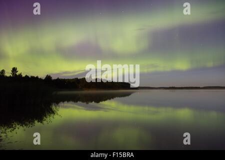 Åland, Ostsee, Finnland, 27. August 2015. Eine seltene Sommer Sichtung der Northern Lights als weit südwärts als die åländischen Schären in der finnischen Ostsee. Bildnachweis: Rob Watkins/Alamy Live-News Team Stockfoto