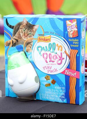 Fototermin für Friskies Pull ' n ' spielen essbare String Katze behandelt im Gansevoort Plaza wo statt: New York City, New York, USA bei: 26. Juni 2015 Stockfoto