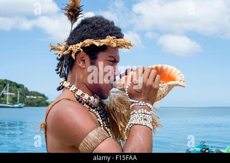 Traditionelle Tänzer der Schlangentanz der Rah während einer Zeremonie auf Futuna Insel, Vanuatu. Stockfoto