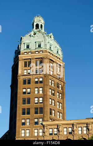 Das 17-stöckige Beaux-Arts Sun Tower Gebäude im Zentrum von Vancouver, British Columbia, Kanada Stockfoto