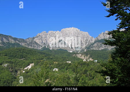 Gječaj und Radohima massiv von Thethi Valley, Thethi Nationalpark, Shkodra, verfluchten Berge, Albanien, Balkan, Europa Stockfoto