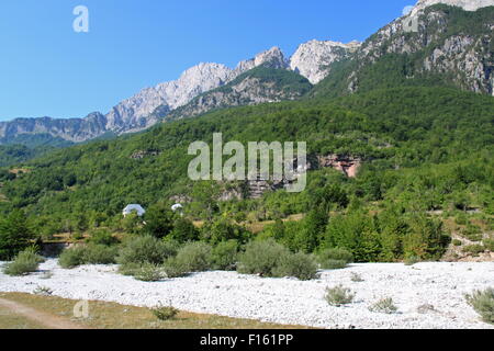 Rund, Thethi Valley, Thethi Nationalpark, Shkodra, verfluchten Berge, Albanien, Balkan, Europa Stockfoto