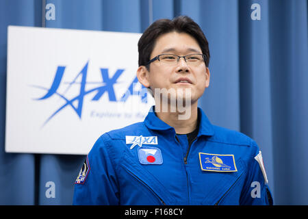 Tokio, Japan. 27. August 2015. Japanischer Astronaut Norishige Kanai spricht während einer Pressekonferenz in Tokio Büro der Japan Aerospace Exploration Agency auf Donnerstag, 27. August 2015. Kanai, eine 38 Jahre alte ehemalige Maritime Self-Defense Force Arzt, wird in den Weltraum reisen und übernachten auf der internationalen Raumstation ISS für etwa sechs Monate ab November 2017. Er wird die 12. Japaner Reisen in den Weltraum und die siebte, für einen längeren Zeitraum an Bord der ISS bleiben. © AFLO/Alamy Live-Nachrichten Stockfoto