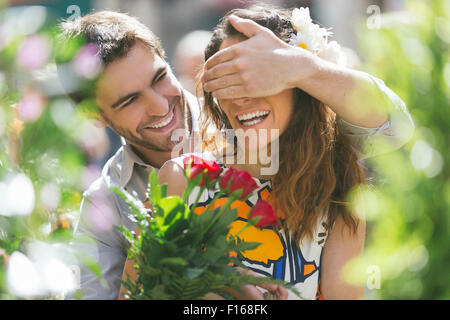 Paar Partnersuche in Paris Stockfoto