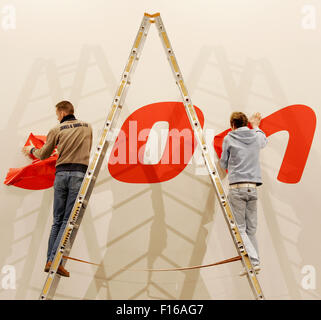 Demontage des E.ON-Logos Stockfoto