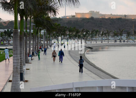 ANGOLA Luanda, Strandpromenade, durch Einnahmen aus Öl und Diamanten Exporte gesehen überall ein Bauboom und die Immobilienpreise sind extrem hoch Stockfoto