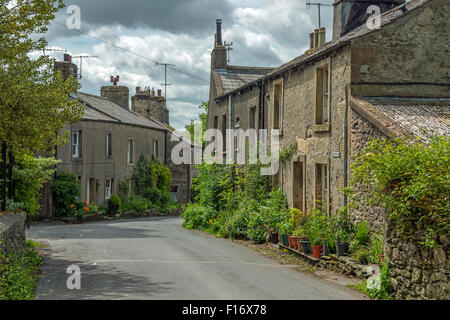 Gildersbank, einem kleinen Gebiet von Clapham Dorf in den Yorkshire Dales National Park Yorkshire Stockfoto