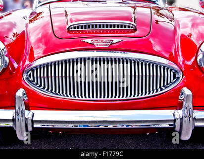 Restaurierte rote 3000 MK ll Austin - Healey bei einem August 2011 klassische Auto-Show in Washington State. Stockfoto