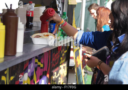 Leeds, UK. 29. August 2015. Festivalbesucher beim Leeds Festival, Leeds, UK. Kredit-29. August 2015: Nicholas Wesson/Alamy Live-Nachrichten Stockfoto