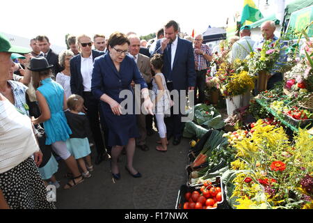 Tczew, Polen 29. August 2015 der polnische Premierminister Ewa Kopacz besucht Tczew um das jährliche Fest der polnischen Allotment Garden Association teilzunehmen. Kopacz sprach während des Festes, und traf sich mit Vereinsmitgliedern. Bildnachweis: Michal Fludra/Alamy Live-Nachrichten Stockfoto