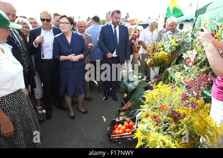 Tczew, Polen 29. August 2015 der polnische Premierminister Ewa Kopacz besucht Tczew um das jährliche Fest der polnischen Allotment Garden Association teilzunehmen. Kopacz sprach während des Festes, und traf sich mit Vereinsmitgliedern. Bildnachweis: Michal Fludra/Alamy Live-Nachrichten Stockfoto