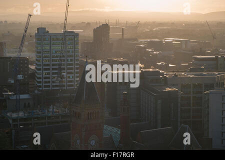 Hohe Sicht der Sonnenaufgang über Manchester Stockfoto