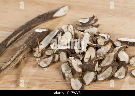 Stacheligen Restharrow, root, Dornige Hauhechel, Dorniger Hauhechel, Hauhechelwurzel, Hauhechel-Wurzel, Wurzeln, Ononis Spinosa Stockfoto