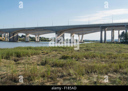 Die Medway-Brücke bei Rochester in Kent Stockfoto