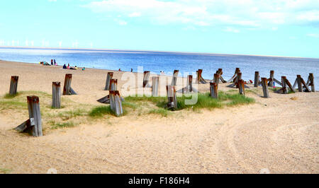 Great Yarmouth, UK. 29. August 2015. Urlauber genießen die August Bank Holiday-Sonne im Badeort von Great Yarmouth, Norfolk am 29. August 2015 Credit: KEITH MAYHEW/Alamy Live News Stockfoto