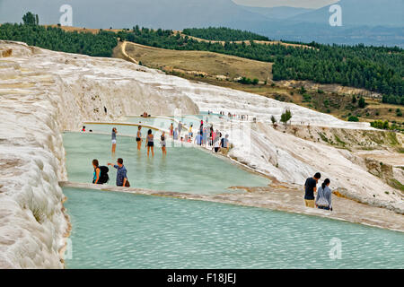 Pamukkale Travertin Pools in der Nähe von Denizli, Türkei Stockfoto