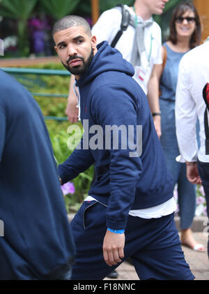 Wimbledon-2015 - Tag 1 - Promi-Sichtungen Mitwirkende: Drake wo: London, Vereinigtes Königreich bei: 29. Juni 2015 Stockfoto