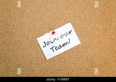 Notiz auf Kork Board Hintergrund und Text-Konzept Stockfoto