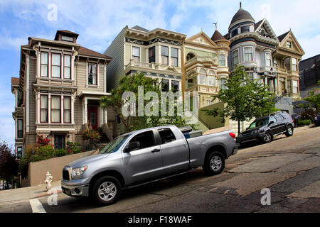 San Francisco, CA, USA - 12. September 2013: Alamo Square. Die Painted Ladies. Stockfoto