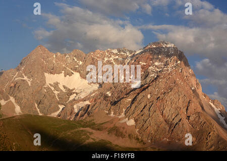 Ansichten von Schnee bedeckt Berge Tadschikistan Himalaya Kollektion Stockfoto